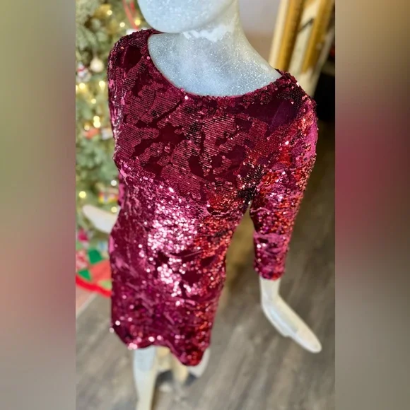 Vince Camuto Dresses Vince Camuto Womens Red Velvet Sequin